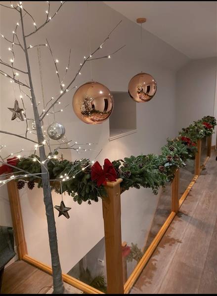 Bannister or balustrade installations